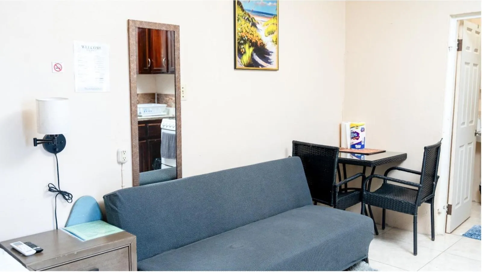 Apartment Mona Studio Suite Kingston