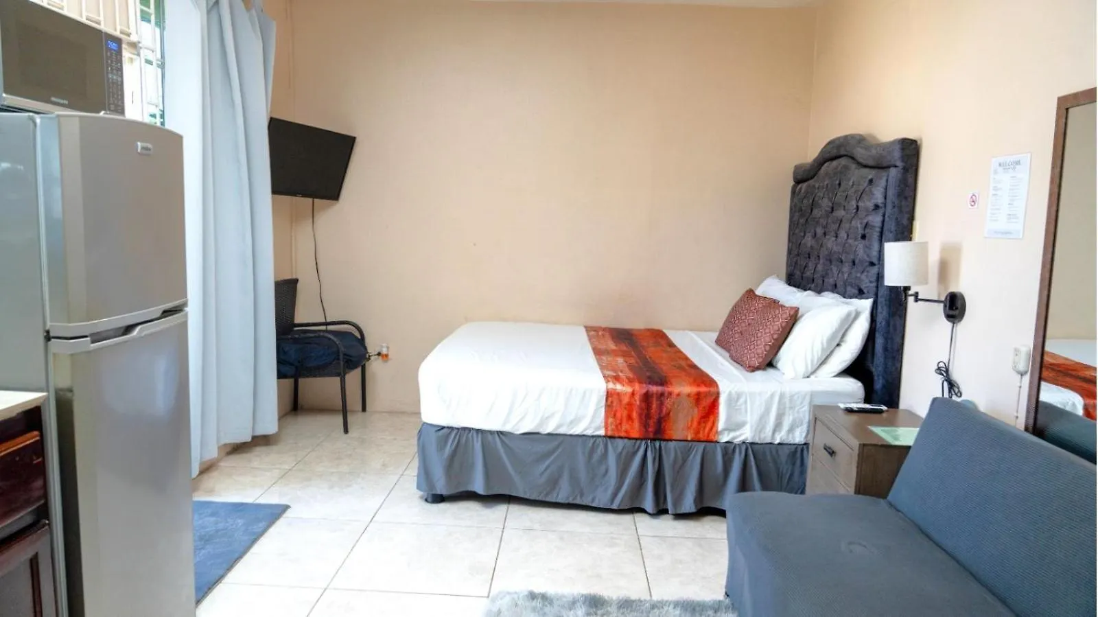 Mona Studio Suite Kingston 0*,  Jamaica